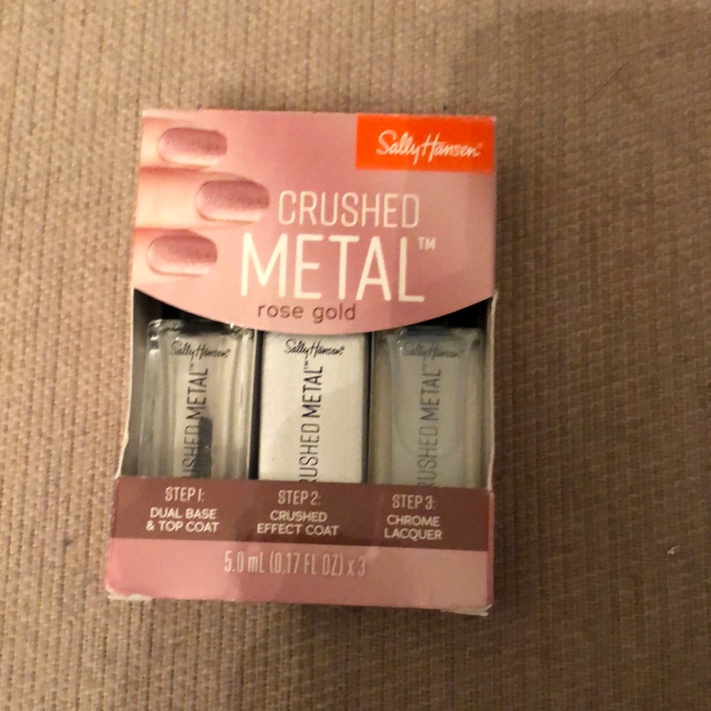 Sally Hansen crushed metal rose gold polish set